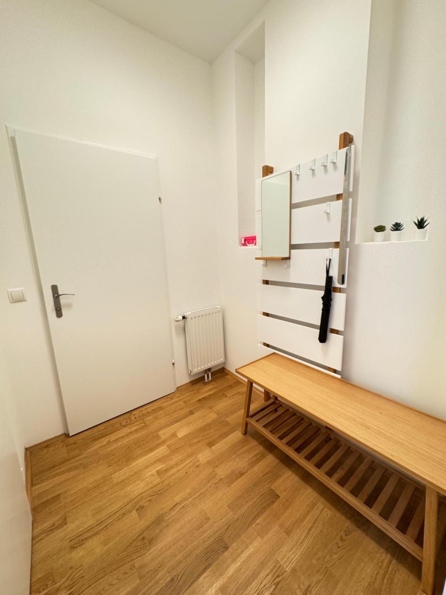 Trendy Zentral Gelegen Apartament